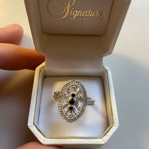 Silver and Blus Sapphire Ring 925 silver